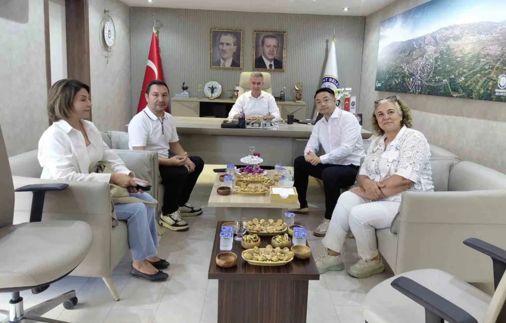 cinli fenomen cift aydin incirine hayran kaldi 5c63a8114079