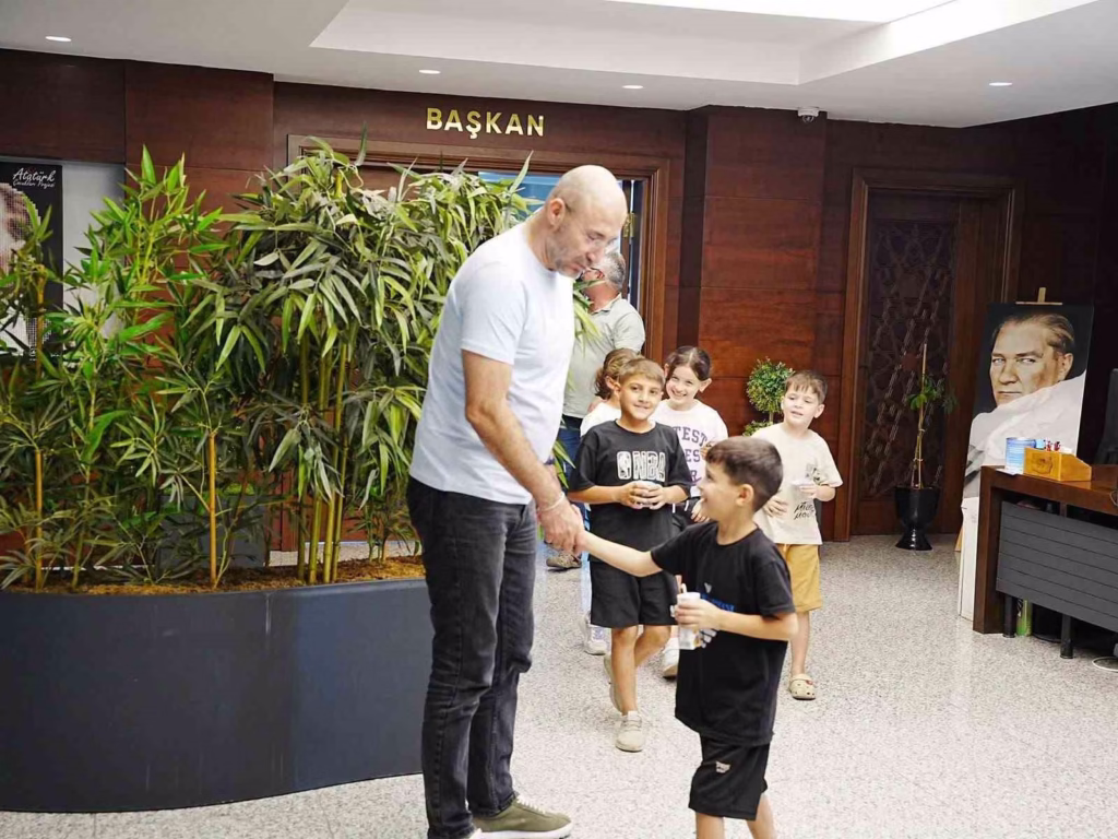 cocuklar tasarladi baskan zencirci parkin sozunu verdi 77219b1dca0a