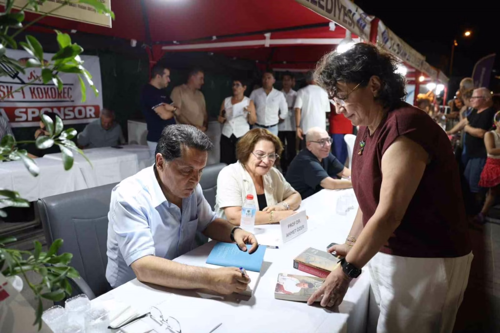 didimde 22 yazarlar festivali basladi 210b65d1c9a7