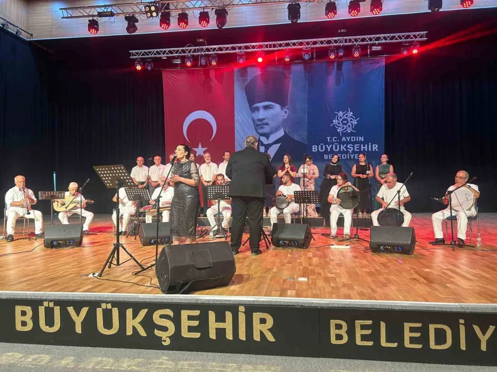 didimde sarkilar gecidi ile nostalji ruzgari esti 5c1c1e348af0