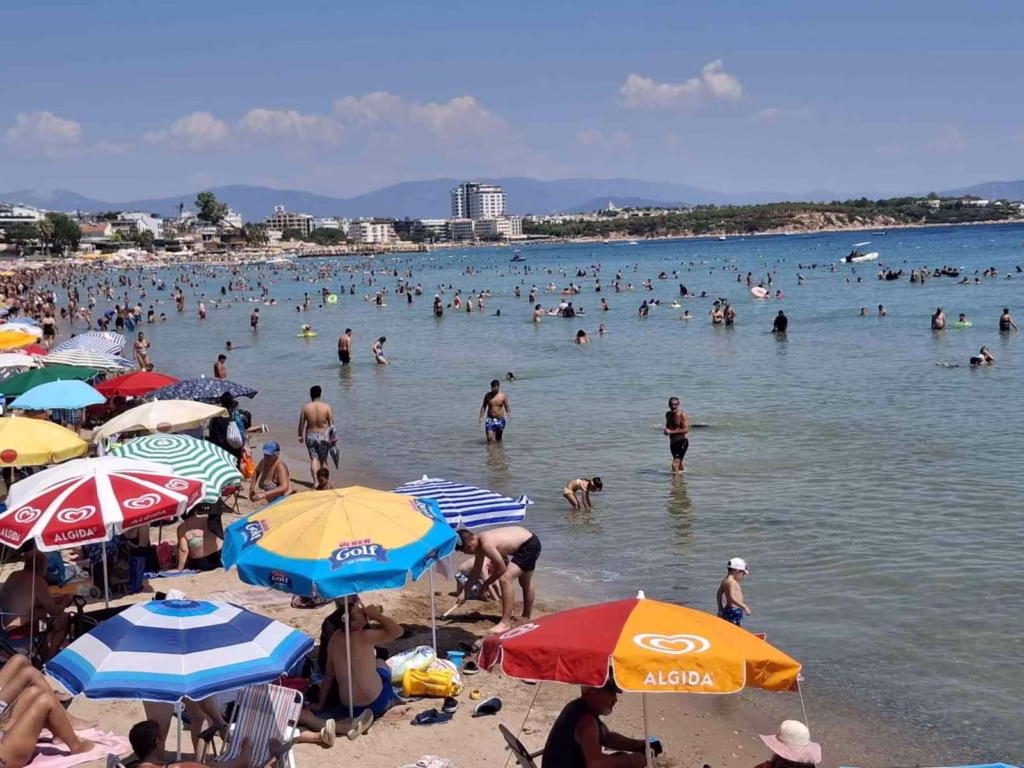 Didim’de yaz keyfi sürüyor 2 didimde yaz keyfi suruyor 0e5fa0f92988