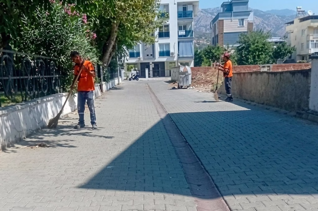 efelerde kapsamli temizlik mesaisi a1cd2351bdf2