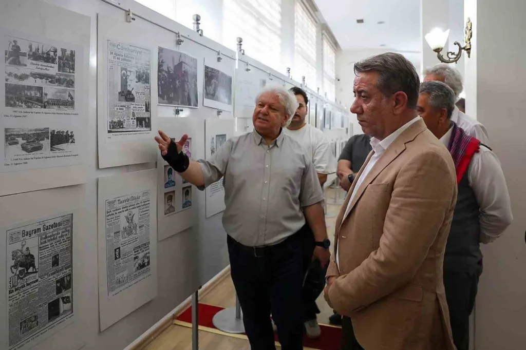 efelerde zaferden kurtulusa sergisi tarihe isik tutuyor e26c7d6ef7a0