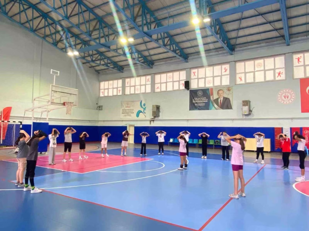 Germencik’te yaz spor kursları tüm heyecanıyla devam ediyor 2 germencikte yaz spor kurslari tum heyecaniyla devam ediyor 6d977d4b277f