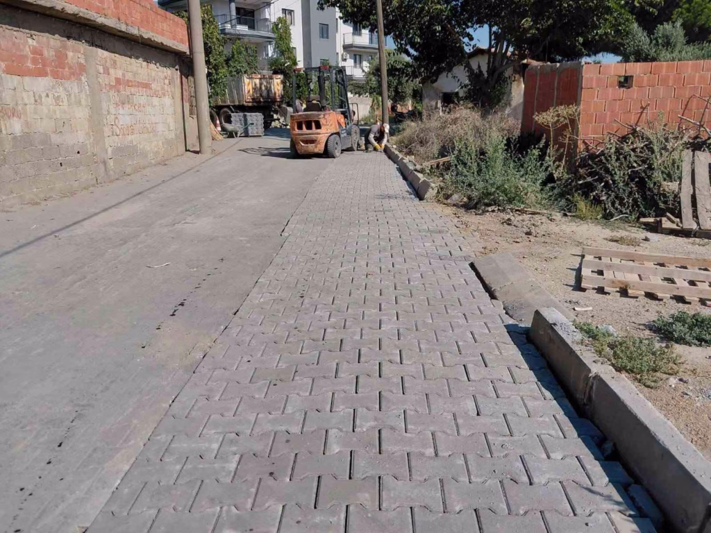 Germencik’te yol bakım ve onarım çalışmaları sürüyor 2 germencikte yol bakim ve onarim calismalari suruyor 890e78c0245f