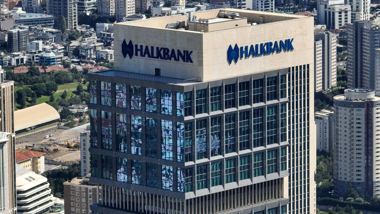 Halkbank Çöktü Mü? 27 Ağustos Halkbank Erişim Sorunu