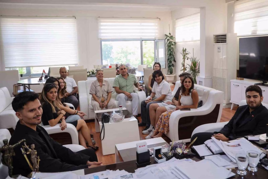 hayallerine ulasan gencler baskan yetiskin ile bulustu 11424acec24d