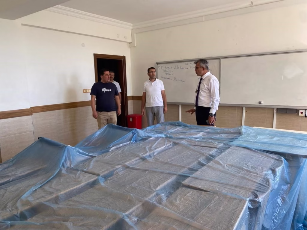 İlçe Milli Eğitim Müdürü Uğurlu, Söke Fen Lisesi’nde incelemelerde bulundu (Fotoğraflı) 2 ilce milli egitim muduru ugurlu soke fen lisesinde incelemelerde bulundu fotografli 299fbbf3477a