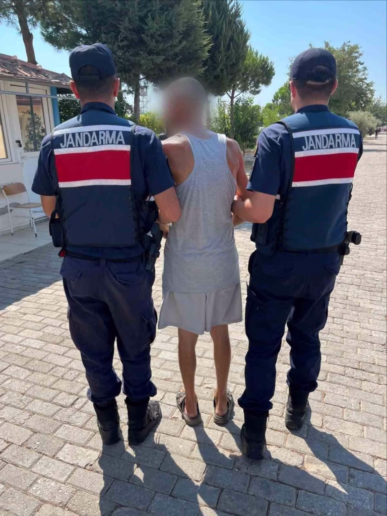 incirliovada 8 yil 10 ay hapis cezasiyla aranan hukumlu yakalandi 09e2338f8502