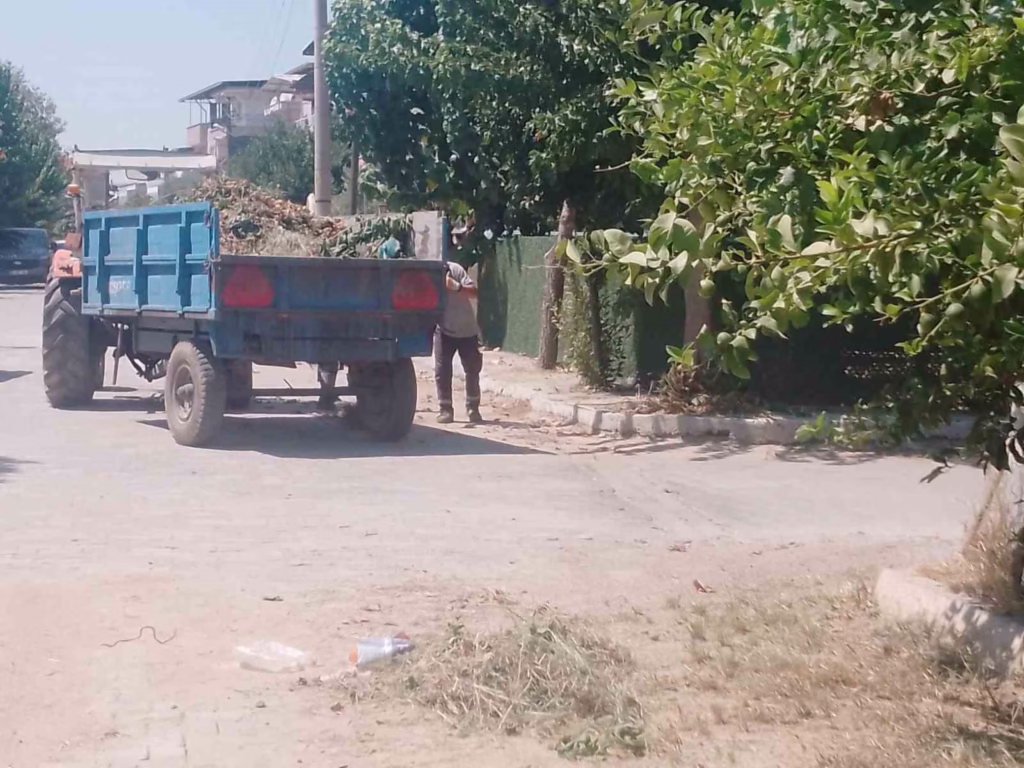 koskte park ve yesil alanlarda bakim calismalari suruyor e088d437f77b