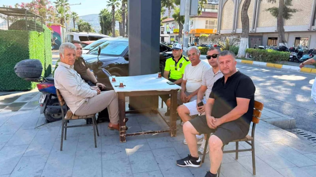kusadasinda cep uygulama noktasi yerinde incelendi 2ee97b87432a