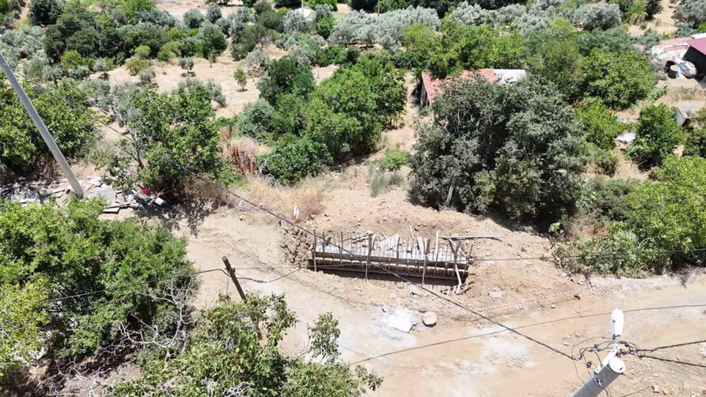 nazilli belediyesinden yollarda bakim ve onarim calismasi dcbbee29cf1e