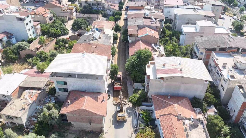 nazillide 6 sokakta es zamanli asfalt mesaisi 0de34a700e71