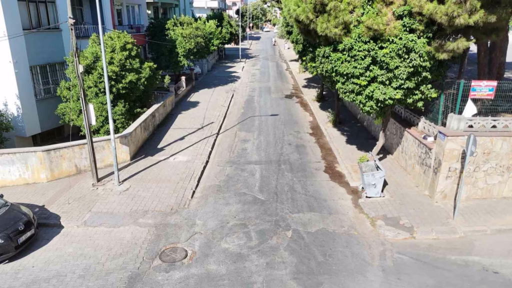 nazillide 6 sokakta es zamanli asfalt mesaisi a1393aa40e28
