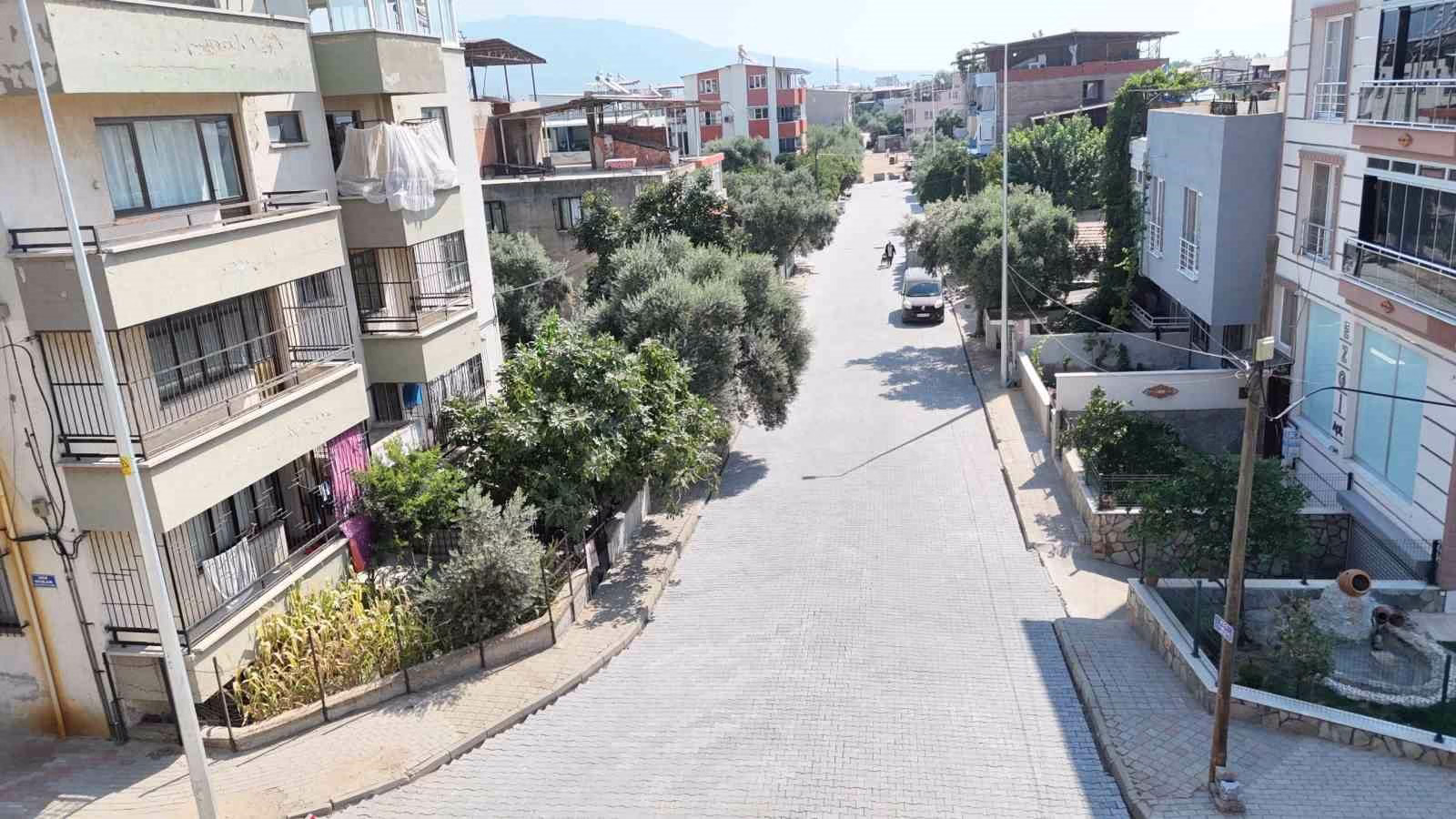 Nazilli’de yol yenileme çalışmaları ilçe genelinde sürüyor