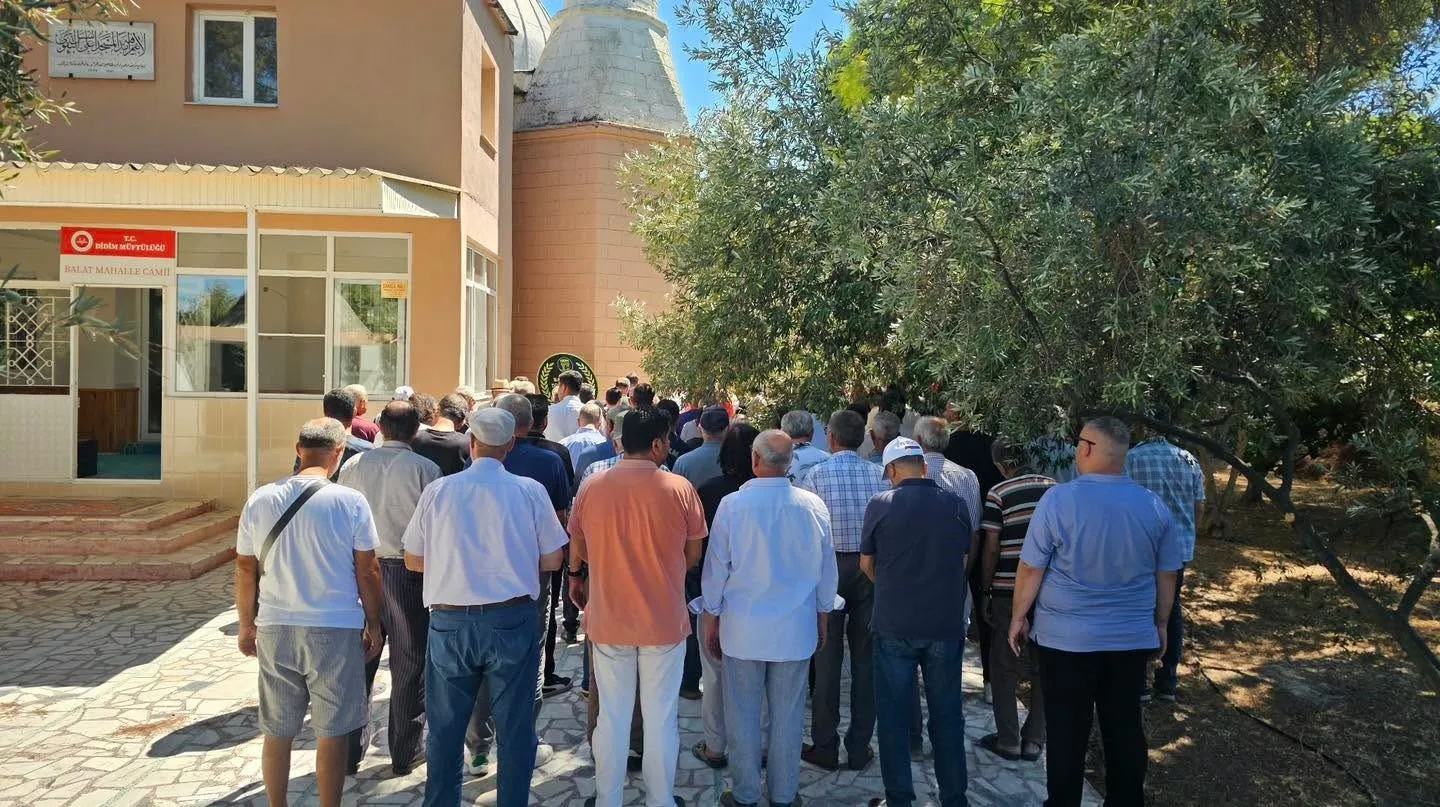 Oğlu tarafından bıçaklanan baba hayatını kaybetti