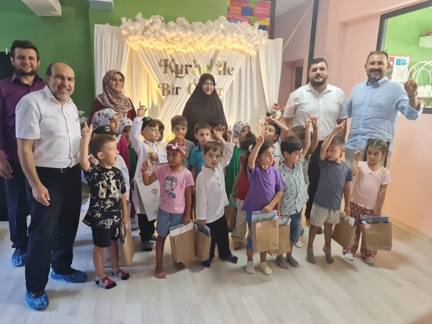 Söke’de minik öğrencilerin hatim sevinci