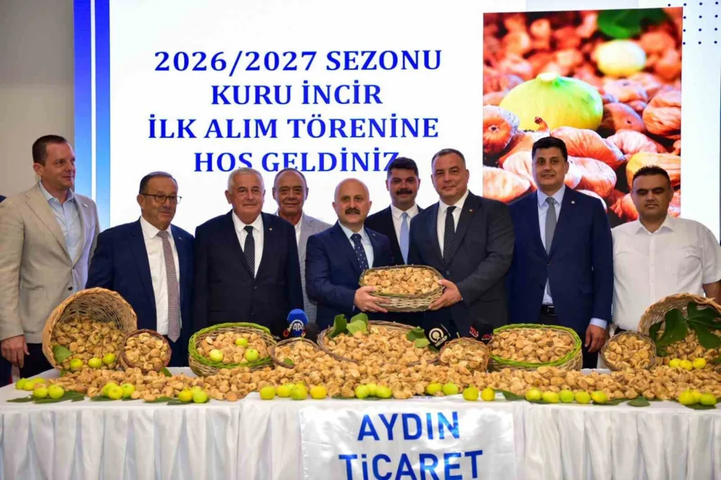 tarim ve orman bakani yumakli aydinda incir hasadina katilacak eec57ec19229