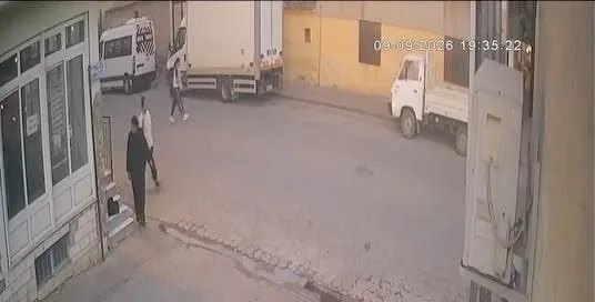 Aydın'da hırsızlık vakası! Eski gelin görümce yakalandı: 1 tutuklama 2 Aydın’da hırsızlık vakası! Eski gelin görümce yakalandı: 1 tutuklama