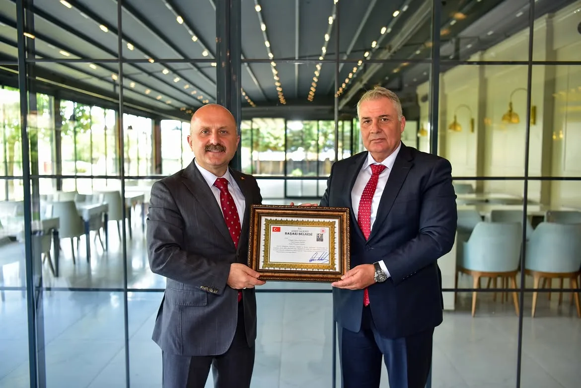 Aydın Valisi, Emniyet Müdürü Erdoğan’ın veda yemeğine katıldı