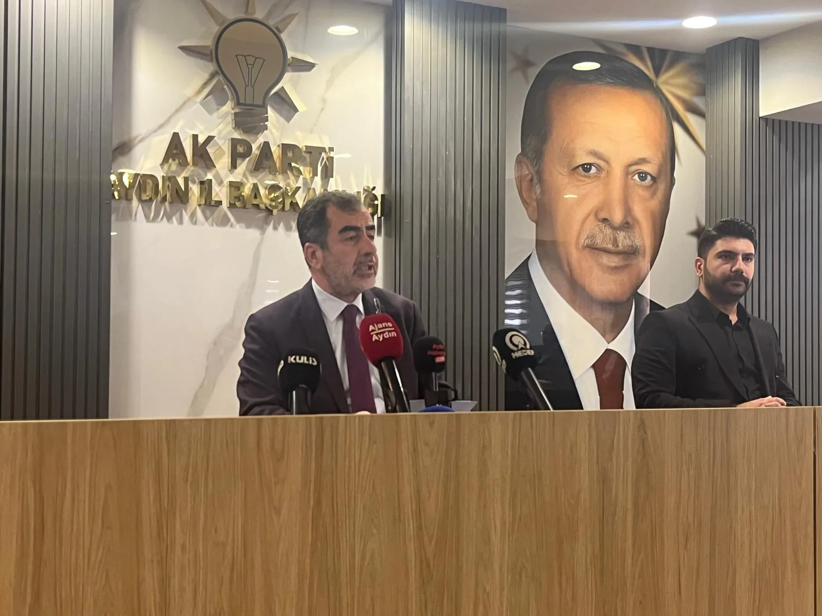 AK Partili başkan neden istifa etti? Aydın İl Başkanı Erdem'den açıklama... 1 WhatsApp Image 2026 09 03 at 10.58.58