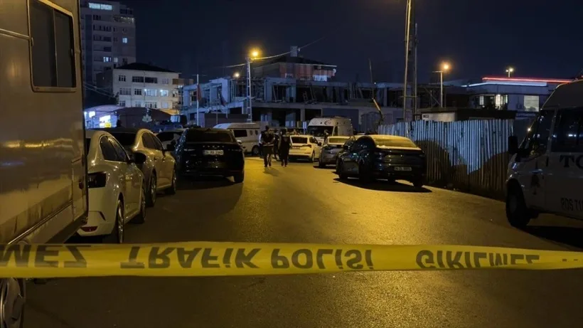 İstanbul'un göbeğinde IŞİD operasyonu: Çatışmada 1 vatandaşımız hayatını kaybetti... 6 İstanbul’un göbeğinde IŞİD operasyonu: Çatışmada 1 vatandaşımız hayatını kaybetti…
