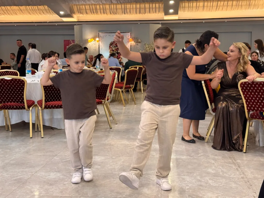 Arıkan ailesinin sünnet cemiyetine yoğun ilgi: 3 bin kişi katıldı 2 WhatsApp Image 2026 09 05 at 15.47.45
