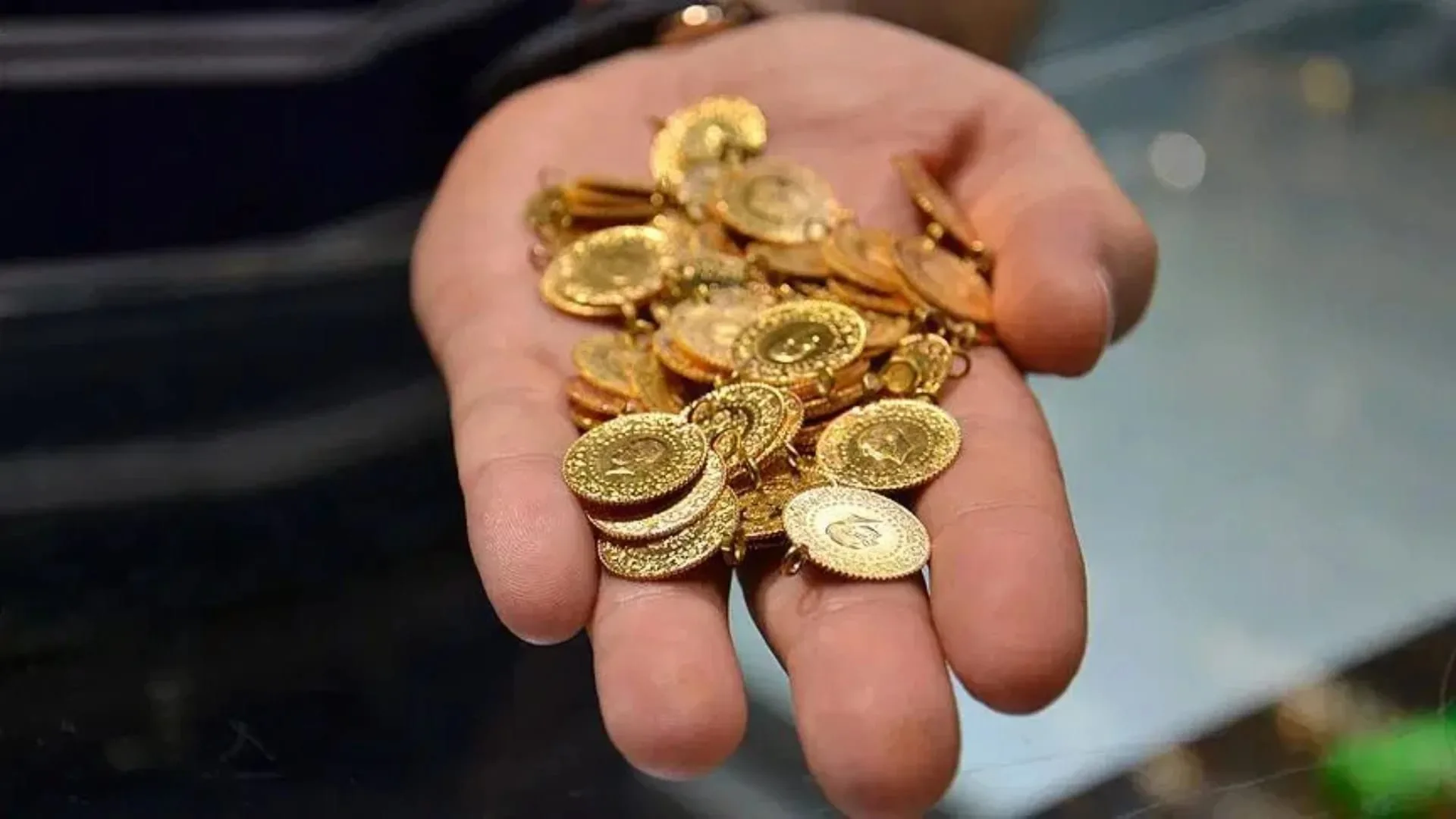 Altında sert düşüş! 17 Eylül 2026 gram, çeyrek altın fiyatları 3 Altında sert düşüş! 17 Eylül 2026 gram, çeyrek altın fiyatları