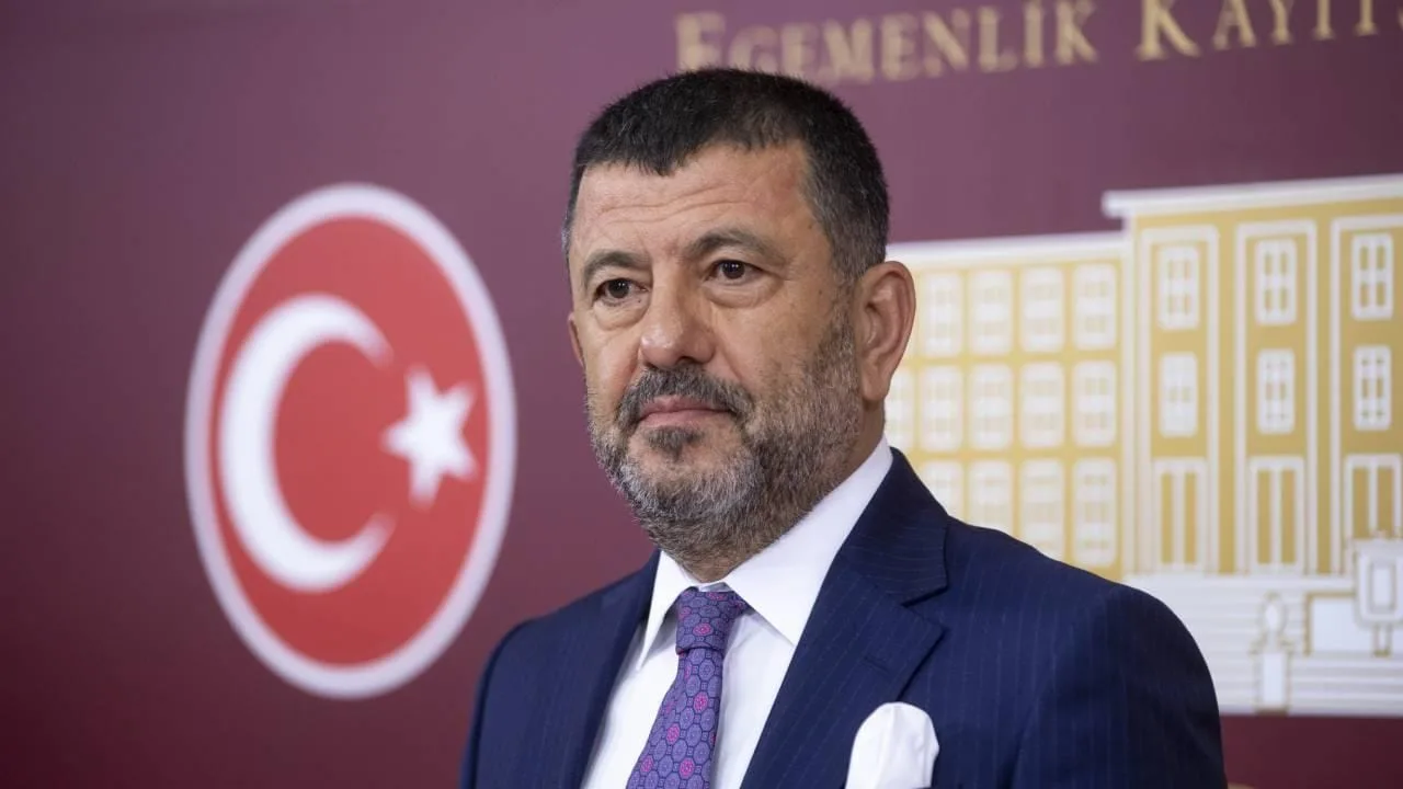 YENİ Parti Milletvekili Veli Ağbaba hastaneye kaldırıldı!