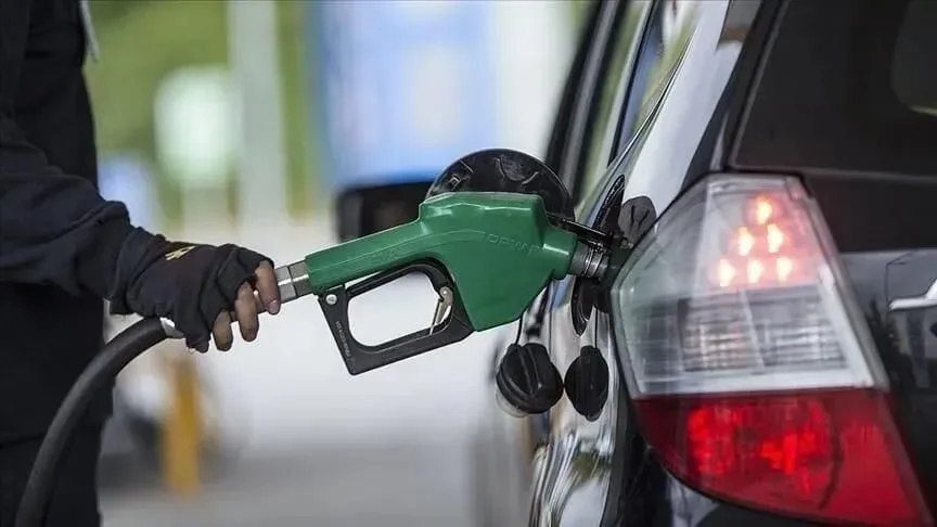 Akaryakıtta üçlü zam! Benzin, motorin ve LPG fiyatları değişecek…