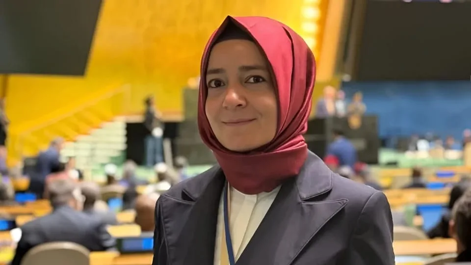 Fon soruşturması: Fatma Betül Sayan 2.2 milyar TL'yi iade etti mi? 6 Fon soruşturması: Fatma Betül Sayan 2.2 milyar TL’yi iade etti mi?
