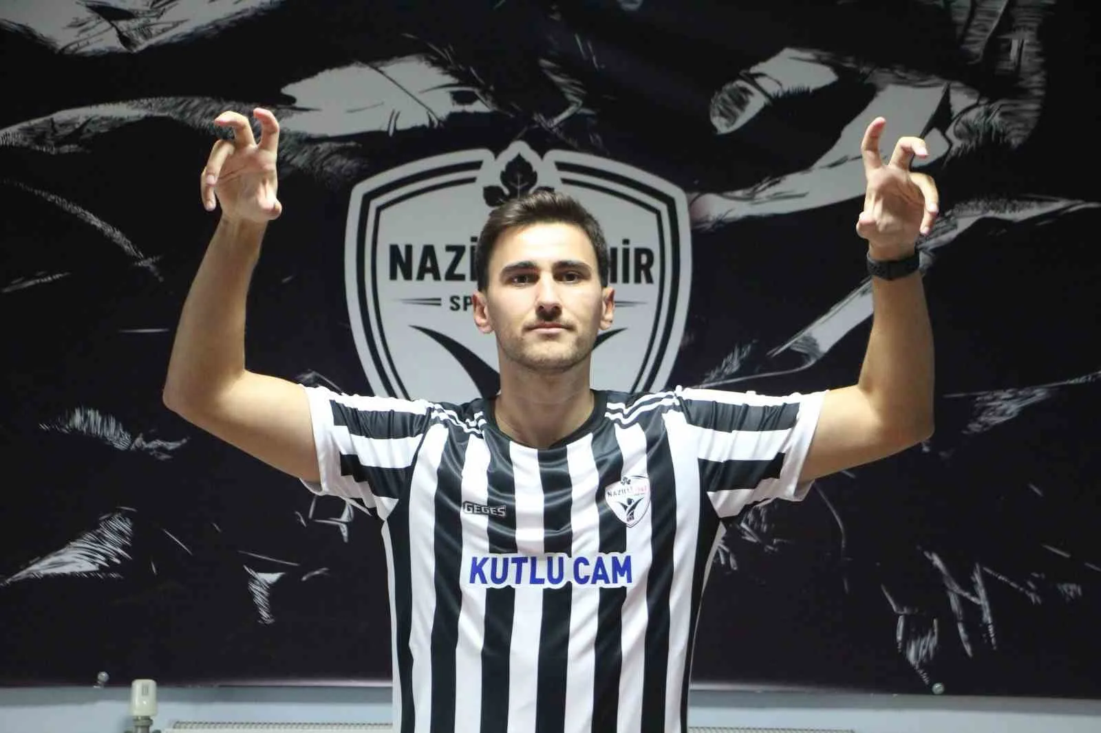 akman nazilliye geri dondu 3c75d196fa0e