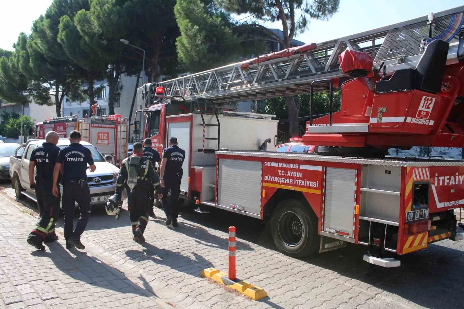 apartmandan gelen yanik kokusu itfaiyeyi harekete gecirdi 7b6b1c57ebb5