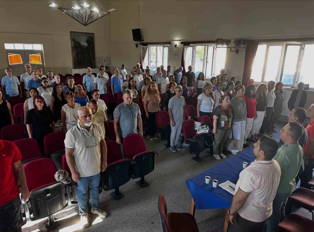 Aydın Mesleki ve Teknik Anadolu Lisesi’nde öğretmenler kurulu toplandı 2 aydin mesleki ve teknik anadolu lisesinde ogretmenler kurulu toplandi 0806aa90e77c