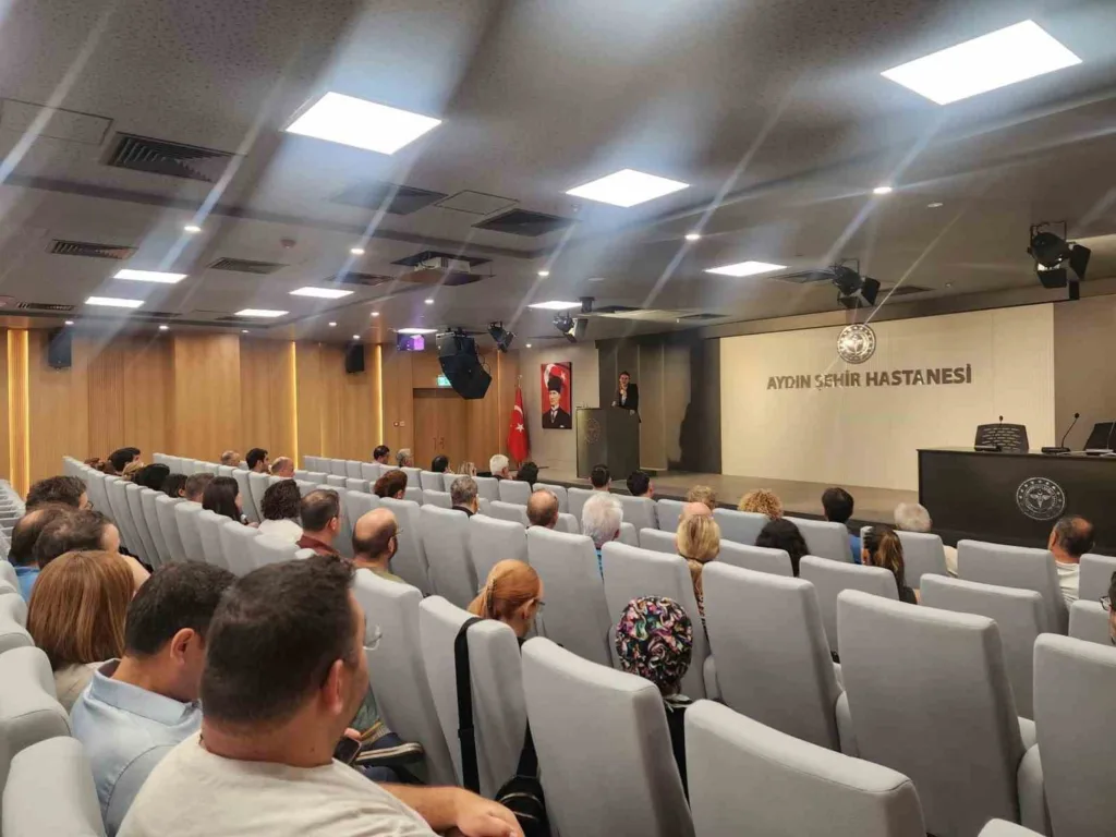 Aydın Şehir Hastanesi’nde başhekim Özbağçıvan hekimlerle bir araya geldi 2 aydin sehir hastanesinde bashekim ozbagcivan hekimlerle bir araya geldi 259af1e9531c