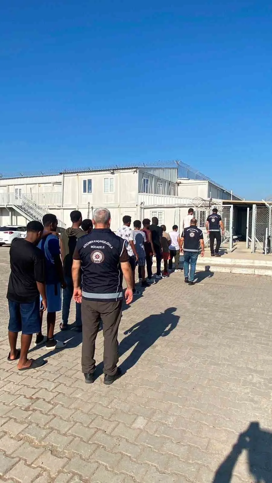 Aydın’da 19 düzensiz göçmen yakalandı 1 aydinda 19 duzensiz gocmen yakalandi 349cf0fea974
