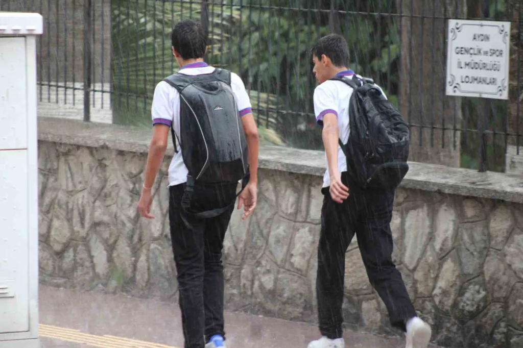 aydinda saganak yagis etkili oldu 1fa69720cfad