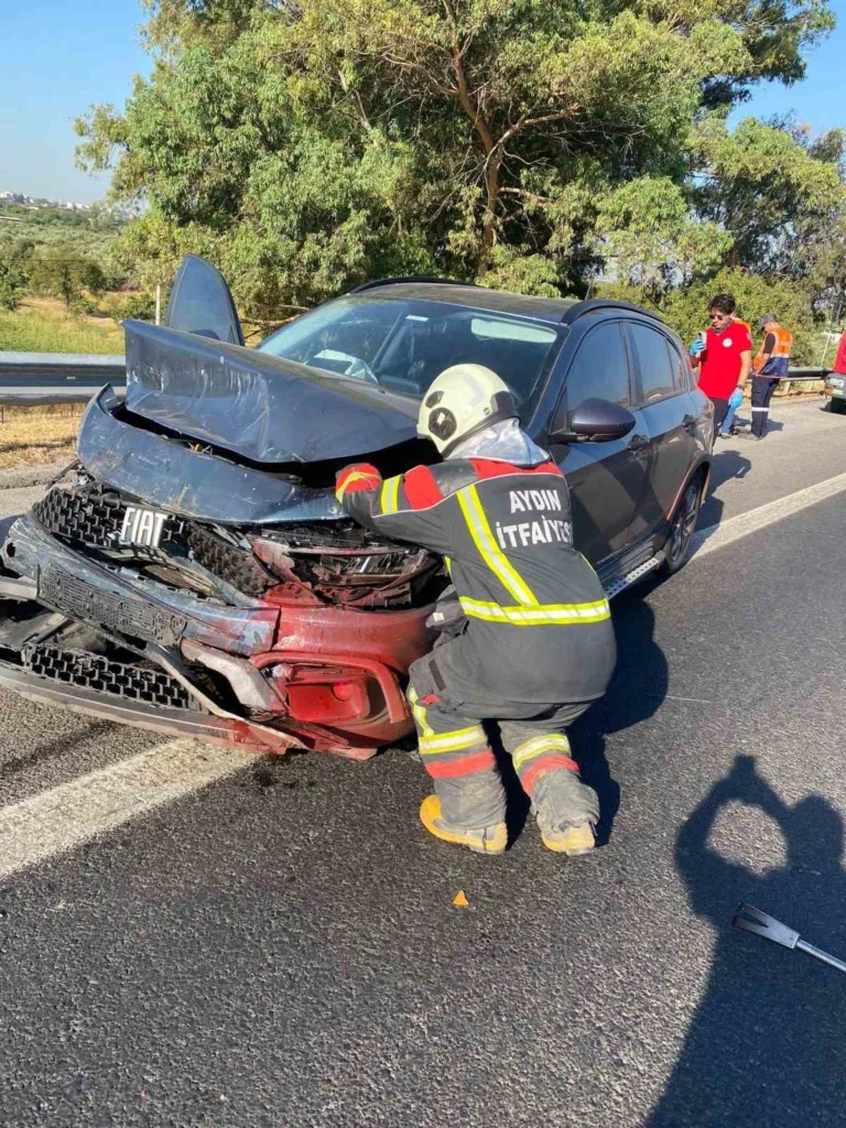 aydinda trafik kazasi 2 yarali 59e55964adce