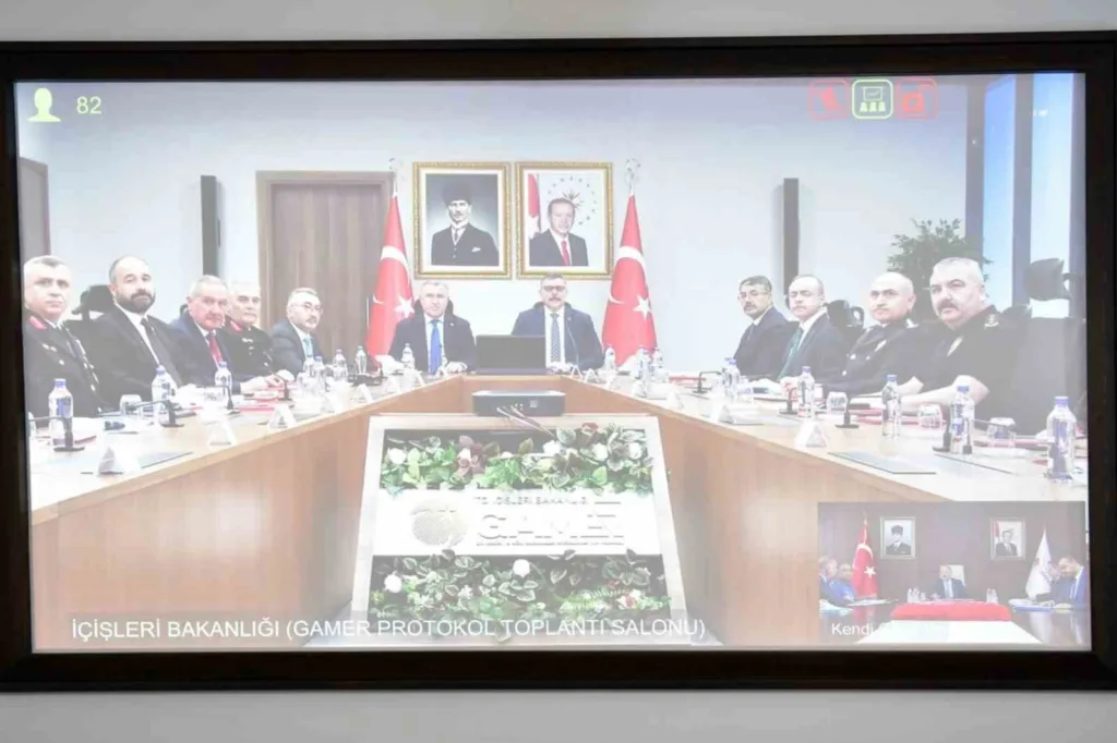 Aydın’da üniversite ve yurtlarda güvenlik konusu görüşüldü 2 aydinda universite ve yurtlarda guvenlik konusu gorusuldu cc411861e56f