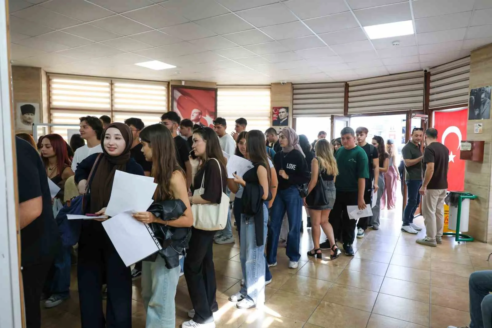 aydinda universiteliler aykart icin stantlara akin etti eff3e26a75be
