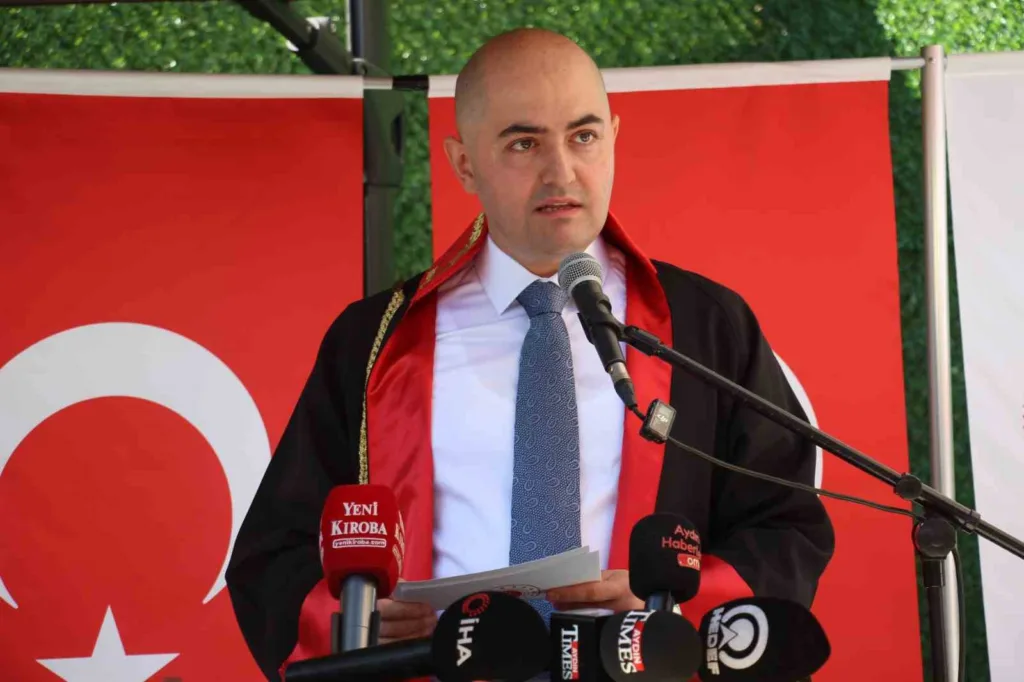 Aydın’da yeni adli yıl törenle başladı 2 aydinda yeni adli yil torenle basladi 31786f4f0413