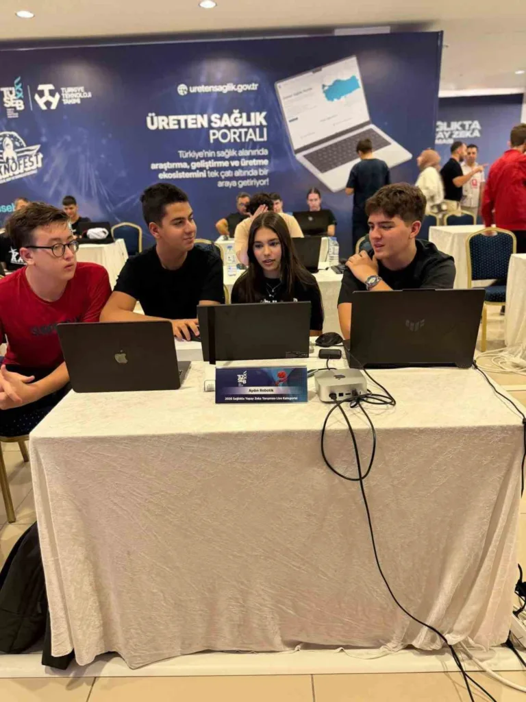 aydinli ogrenciler 4 bin takimi geride birakip teknofest finaline kaldi 308beeec8239