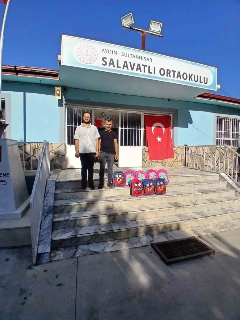 AYSO’dan ihtiyaç sahibi öğrencilere 500 okul çantası desteği 6 aysodan ihtiyac sahibi ogrencilere 500 okul cantasi destegi 09b4b286a2e9
