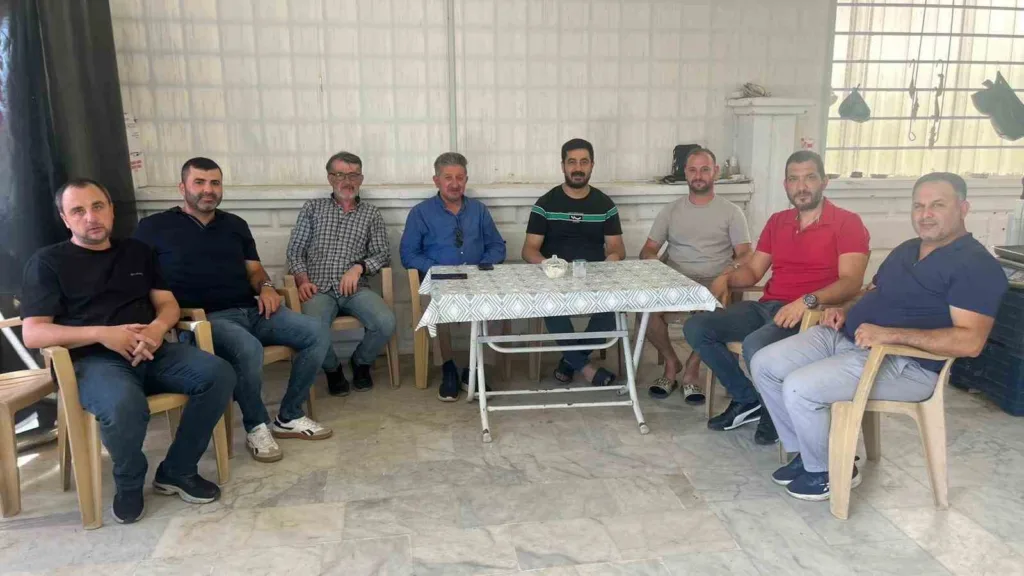 Başkan Arslan, incir tüccarları ile görüştü 3 baskan arslan incir tuccarlari ile gorustu 5ddf078642b9