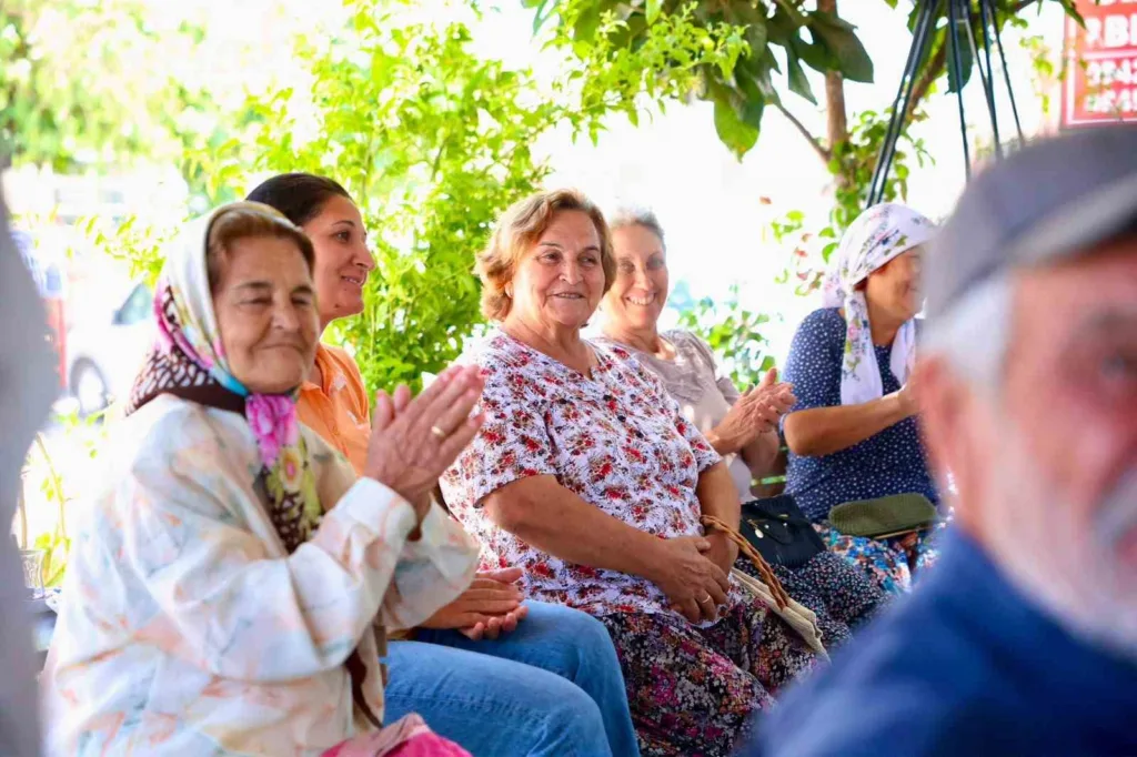 baskan gencay zeytin ureticileri ile bir araya geldi 3fdcc2cccdbc