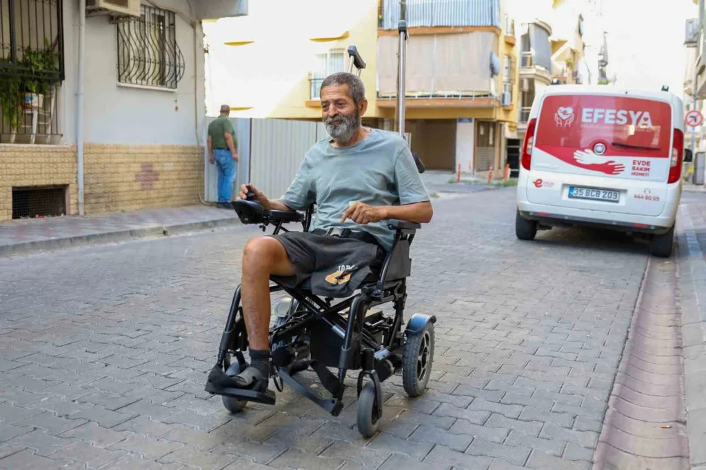 baskan yetiskinden akulu sandalye destegi dfe0fe40a34f