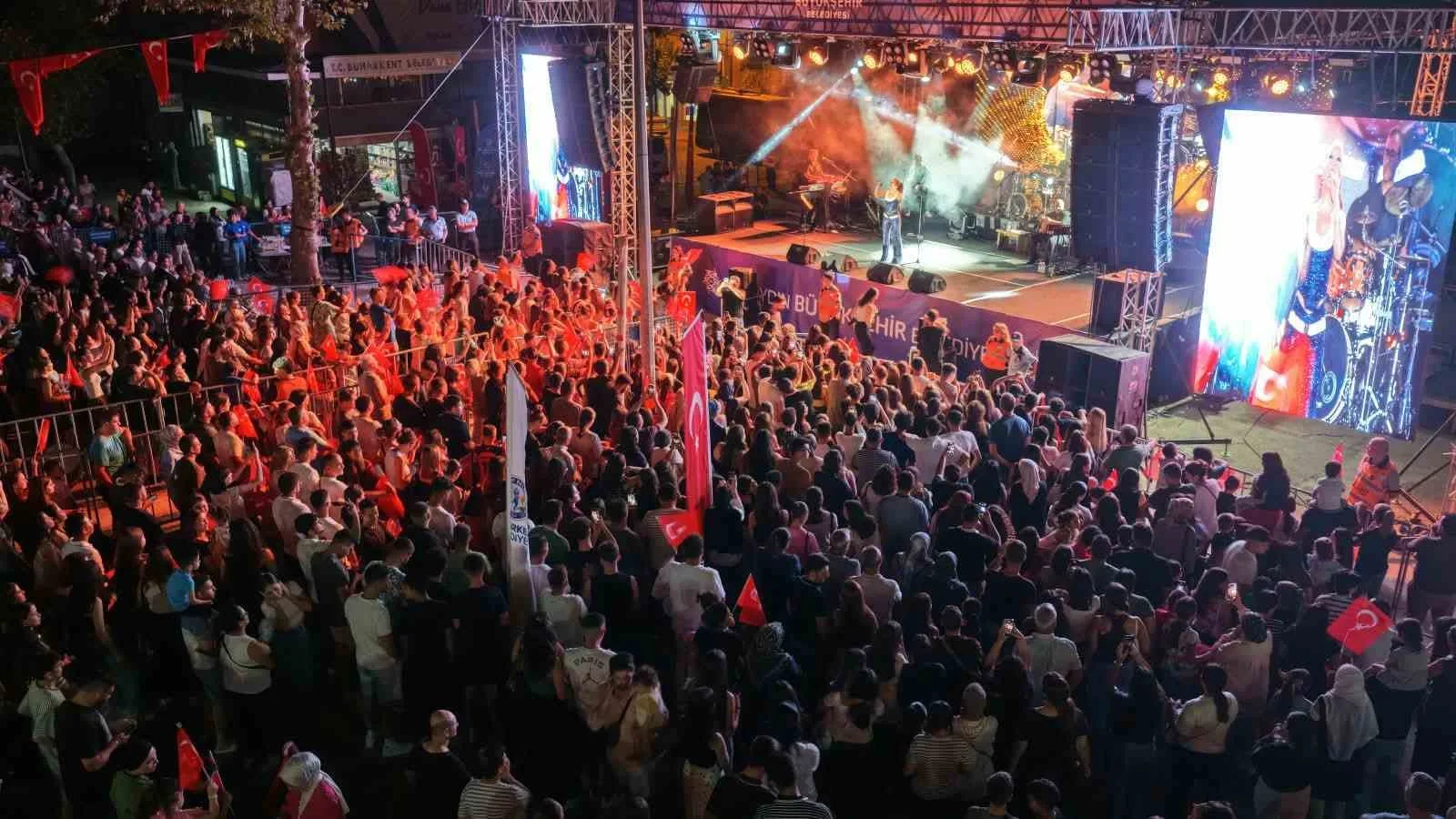 Buharkent’te kurtuluş günü coşkusu! 3 Buharkent’te kurtuluş günü coşkusu!