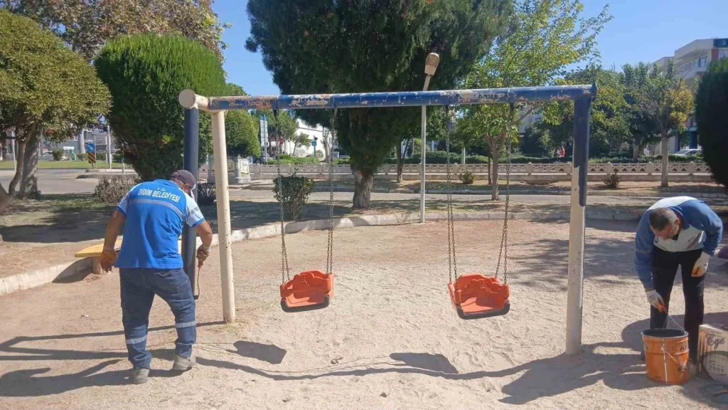 didim belediyesinden parklarda genel bakim calismasi 184b1ac16004