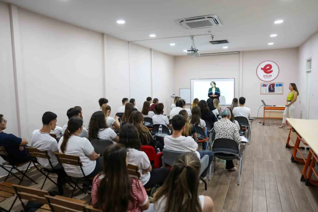 efeler belediyesinden genclere sinav yolculugunda rehberlik destegi 7657851d4ee9