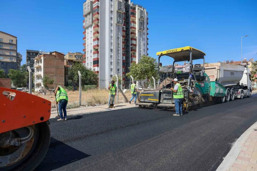 efelerde sicak asfalt calismalari suruyor 0f15dba73cf3